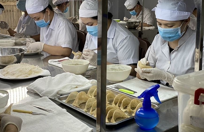 Vietnam News Today (Nov. 13): US Removes Vietnam from Monetary Manipulation Monitoring List