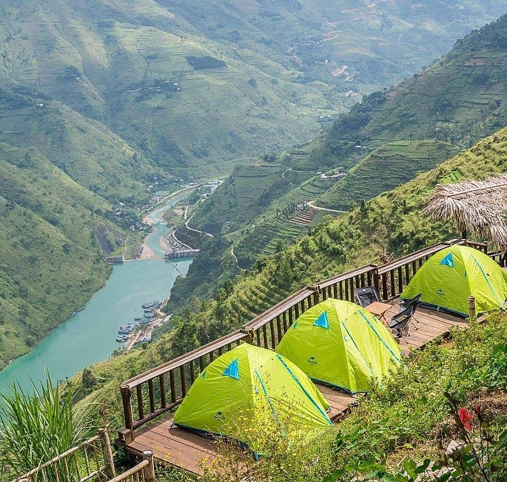 Three Coffee Shops with Beautiful Scenery in Ha Giang