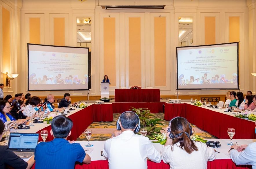 At the dissemination workshop on findings and recommendations of the MSD4 Mothers supported project on innovative interventions to reduce maternal mortality in ethnic minority groups. 