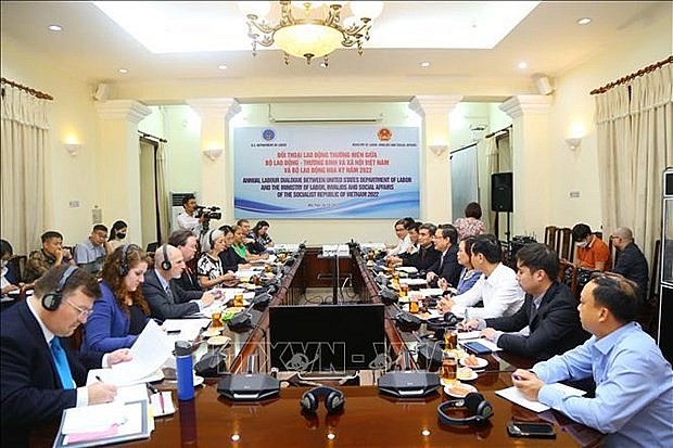 Participants at the dialogue. Photo: VNA