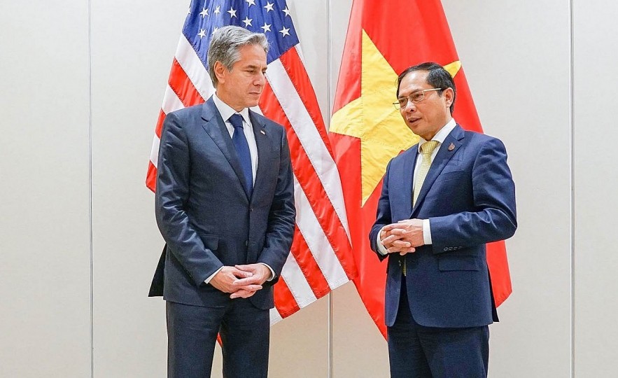 Vietnamese Foreign Minister Meets with Top Diplomats of US, Japan