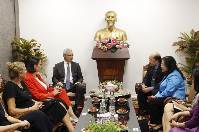 Vietnam, France Host Multiple People-to-people Exchanges