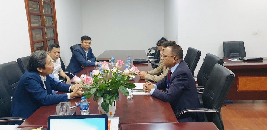 Vietnam-Nepal Friendship Association Boosts Partnership with Nepal Peace and Solidarity Council