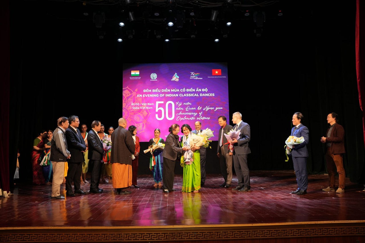 Indian Classical Dance Introduced to Hanoians