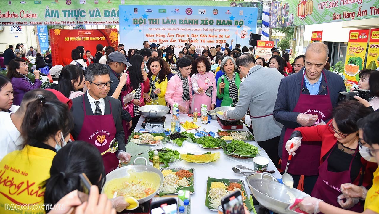 2022 International Food Festival in Hanoi Returns
