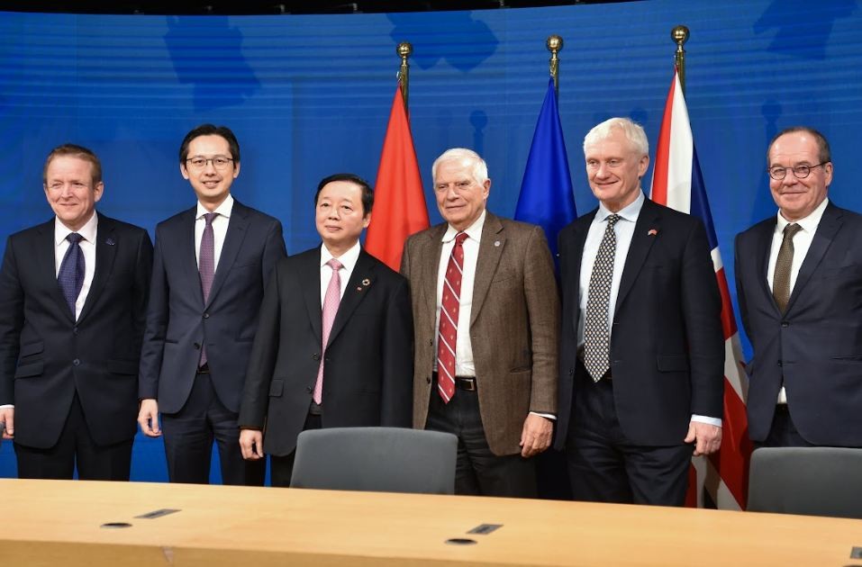 Representatives of Vietnam, the UK and EU in Brussels, Belgium. Source: UK embassy in Vietnam