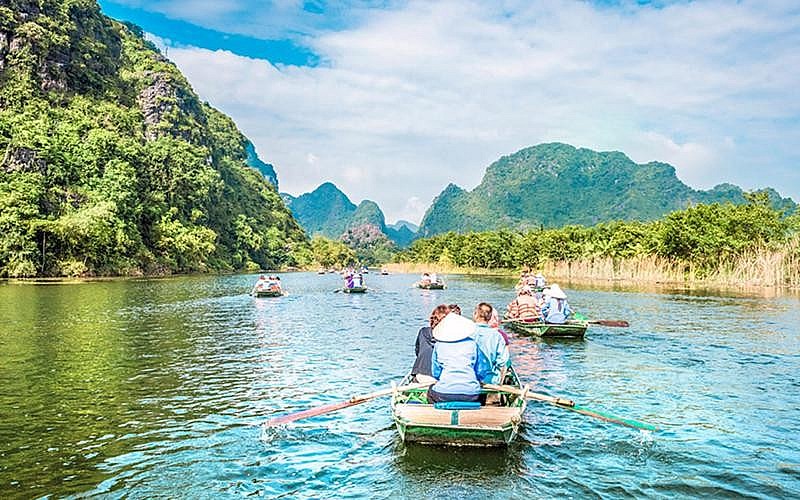 Vietnamese Economy Records Positive Indexes This Year: Russian Expert