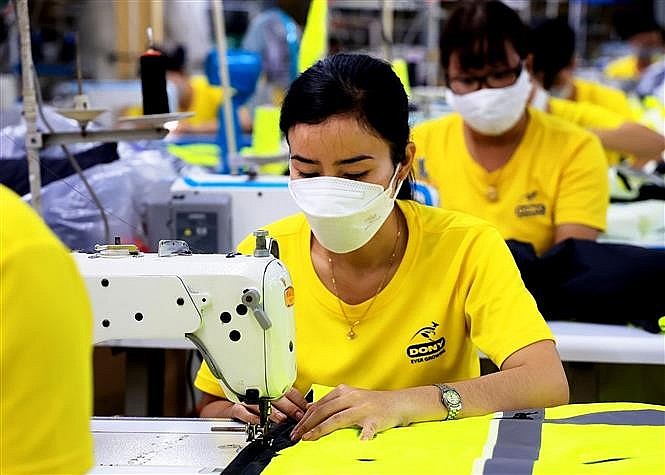 Vietnamese Economy Records Positive Indexes This Year: Russian Expert