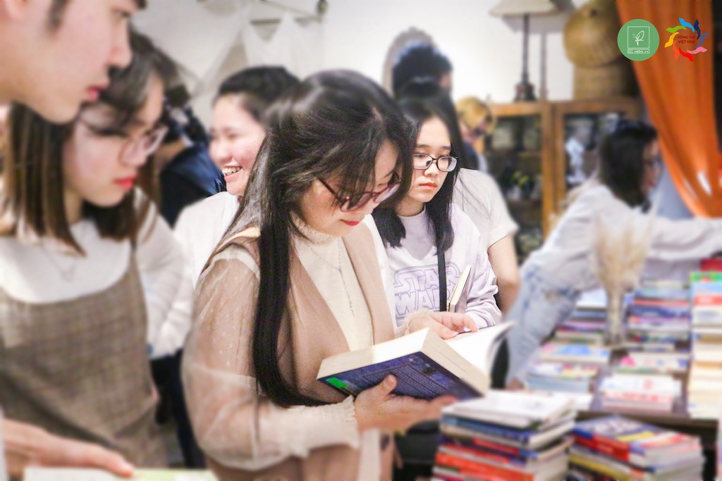 Vietnamese Youth in the Russian Federation: Looking Towards the Motherland