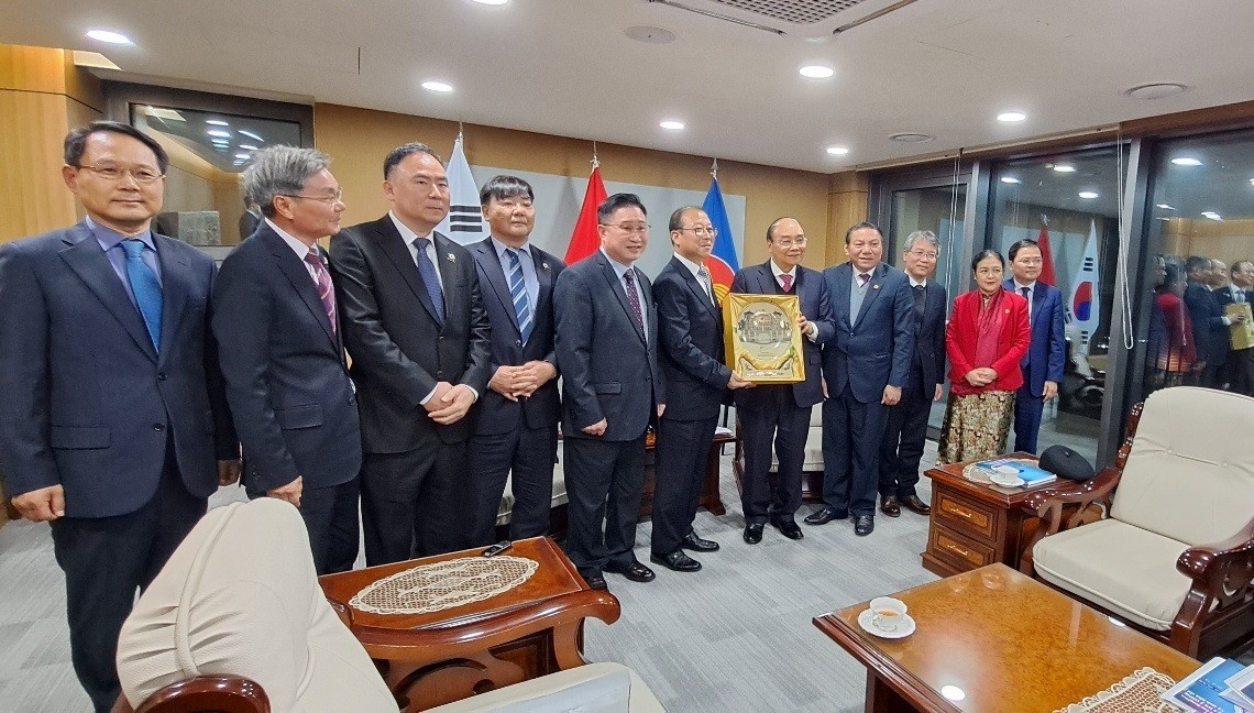 Vietnam's Tourism Ambassador to Korea Lee Chang-kun: 30-year Journey to Honor his Vietnamese Roots