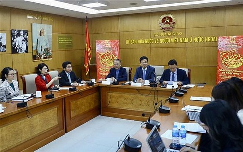 At the press conference. Photo: NDO