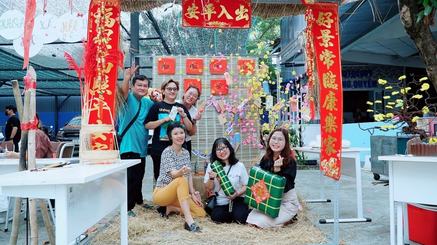 International Students Embrace Tet Spirit