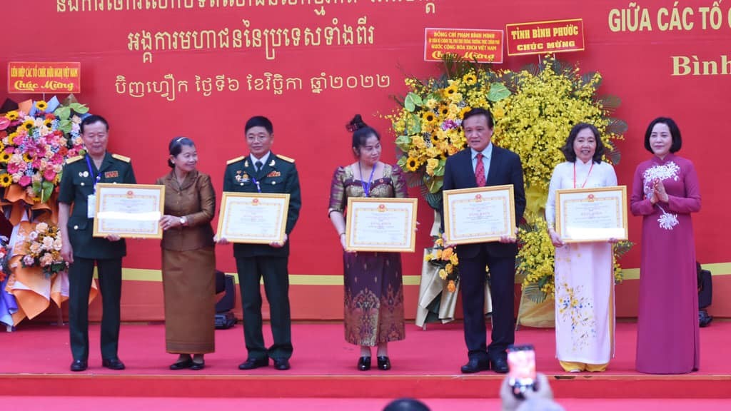 Ho Chi Minh City's Vietnam - Cambodia Friendship Association Focuses on Voluntary, Charity Work