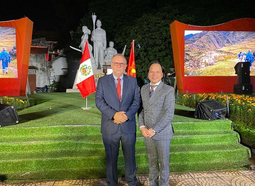 "The Great Inca Road" Exhibition Introduces Peruvian Legacies to Vietnamese Residents
