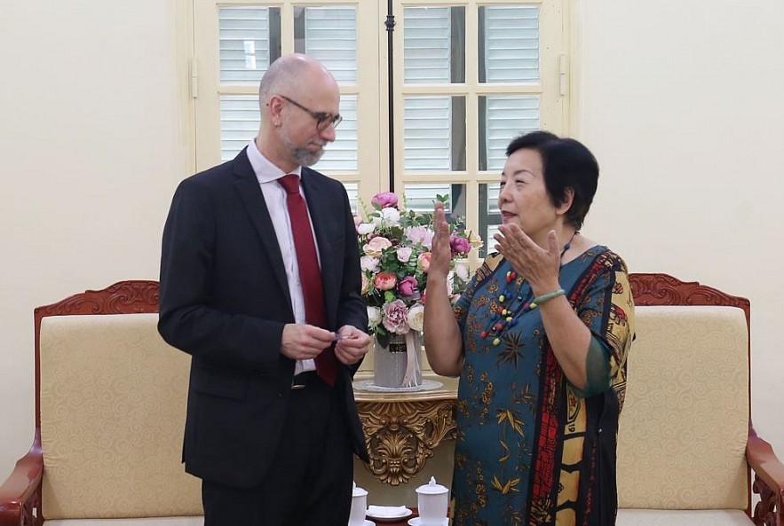 VUFO President Host Reception for Canadian Ambassador to Vietnam