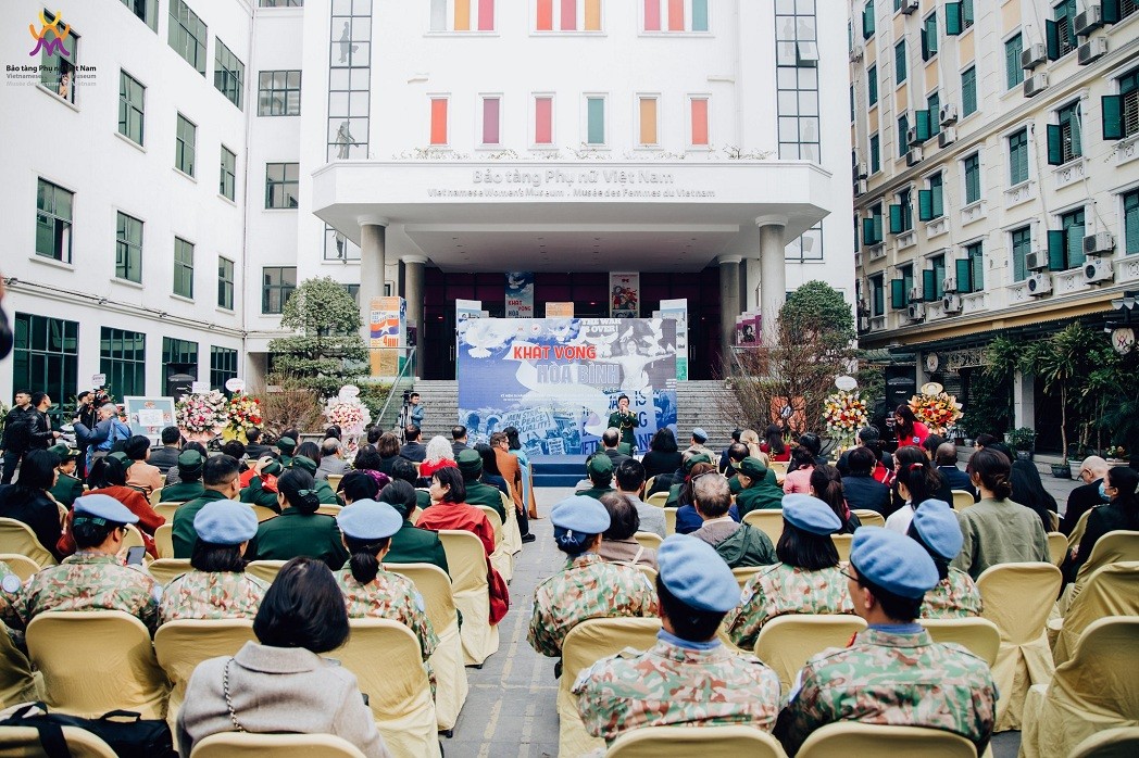 Looking Back at Journey of Dedication, Peace-building of Vietnamese, International friends