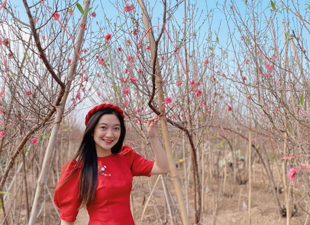 The Art, Science, and Magic of Nhat Tan's Dao Trees
