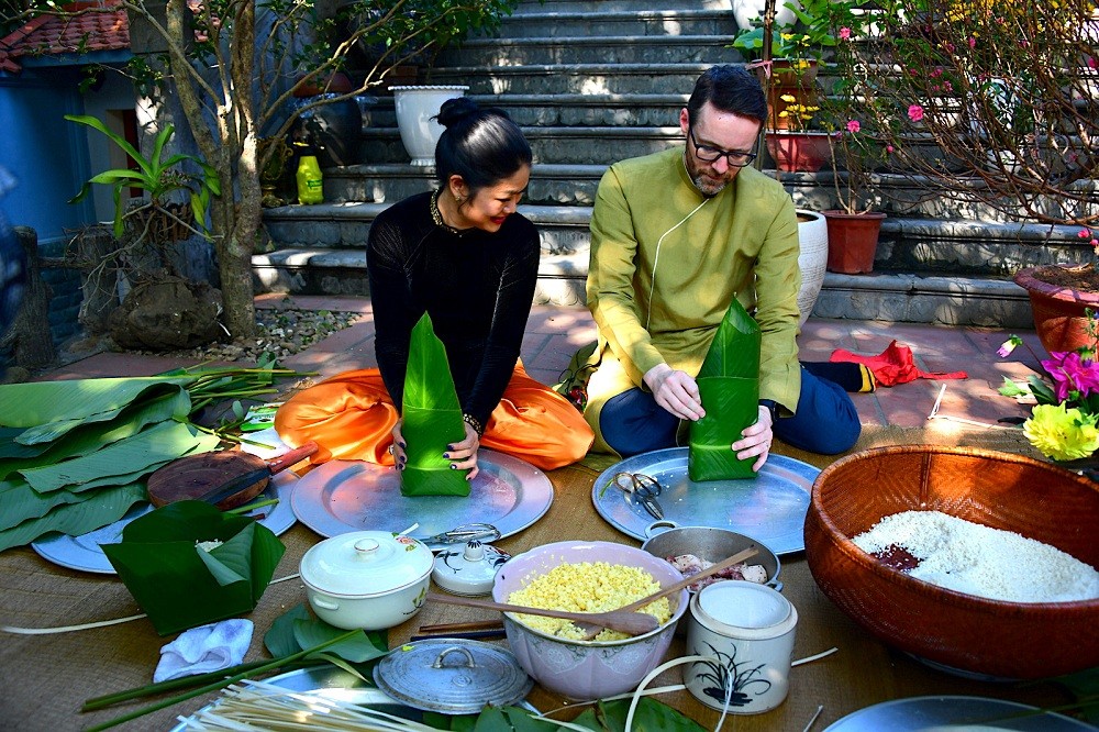 Foreign Ambassadors Experience Vietnamese Tet