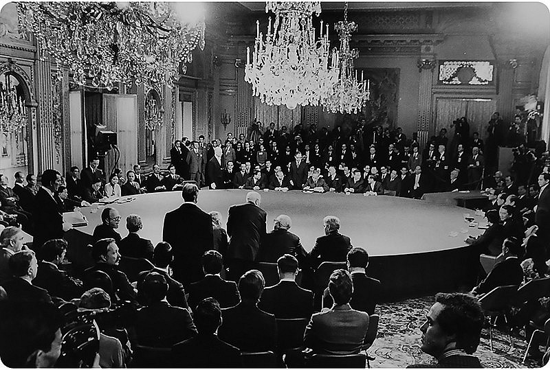 The signing ceremony of the the Paris Agreement on Ending the War and Restoring Peace in Vietnam. (File Photo)
