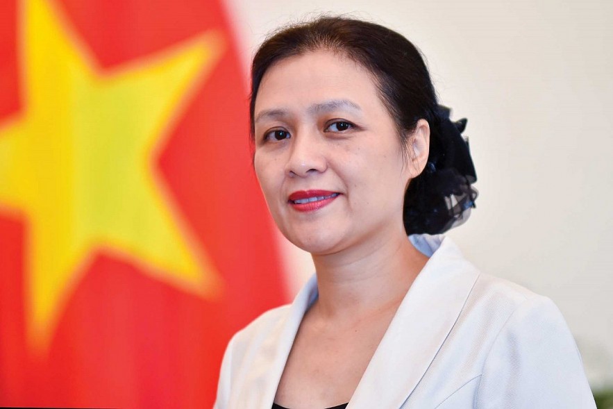 People-to-people Diplomacy Important in Negotiating and Signing Paris Peace Accords