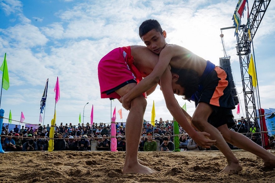 Traditional Wrestling Festival Opens In Sinh Village Traditional Wrestling Festival Opens In Sinh Village