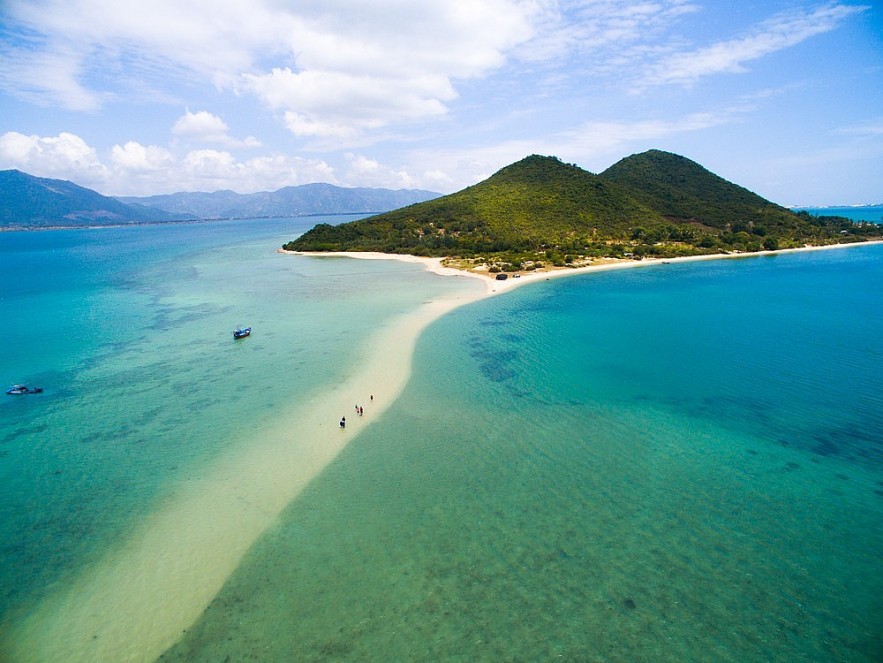Most 'Touch Your Heart' Roads in Vietnam