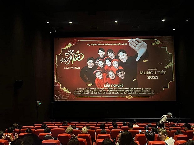 Cinemagoers at the premiere of “Nha Ba Nu” (The House of No Man) by Tran Thanh on January 22. Photo: Tran Thanh Films