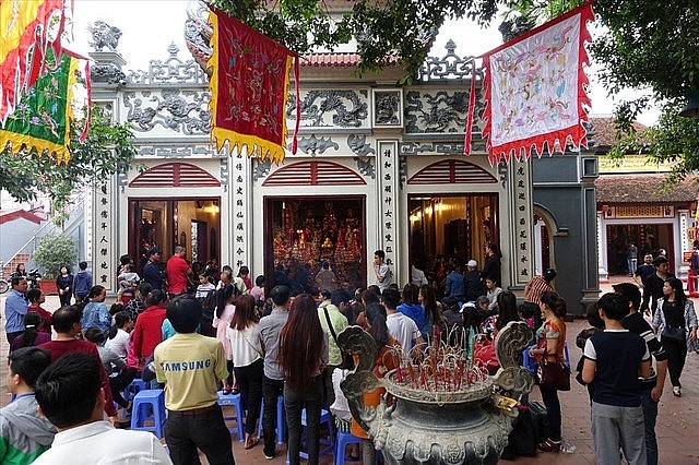 Top Six Famous and Sacred Pagodas in Hanoi