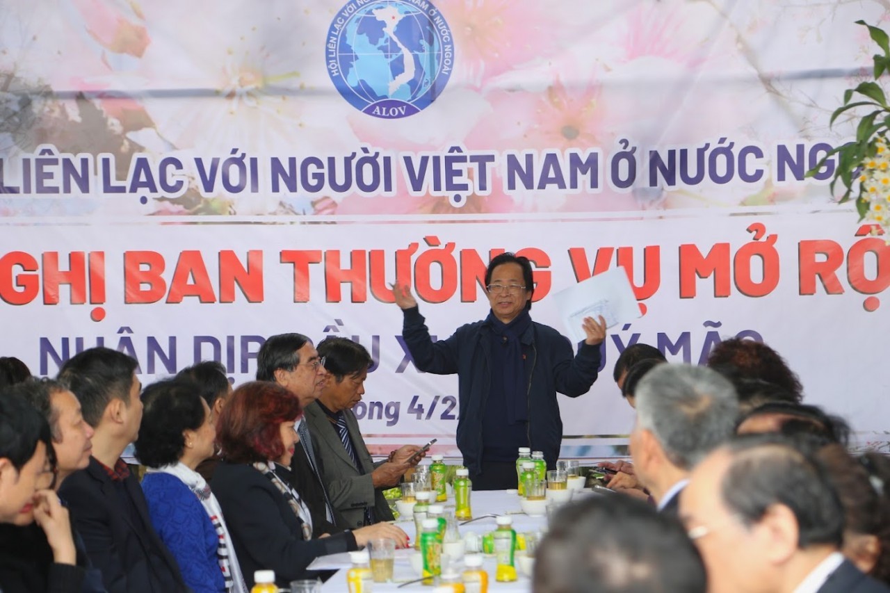 Association for Liaison with OVs Focuses on Attracting Young Members in 2023