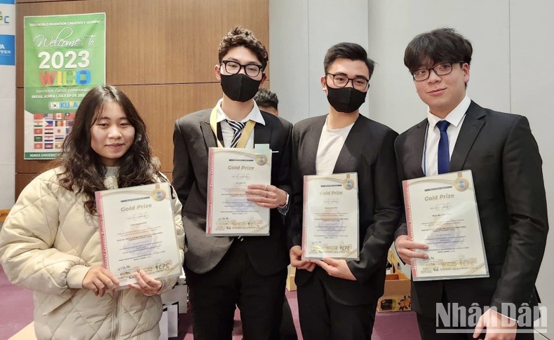 Achievements at WICO 2023 confirm the scientific research and teamwork capacity of Vietnamese students in general, and students of Le Hong Phong High School for the Gifted (Nam Dinh) in particular. Photo: Nhan Dan 