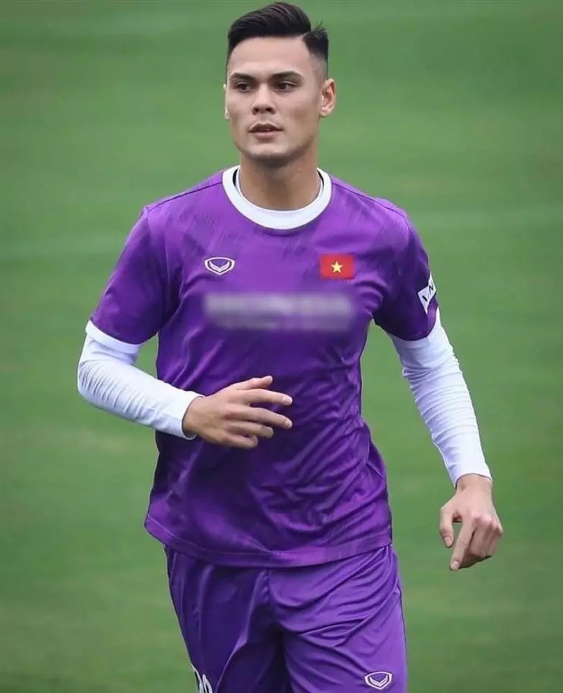 V.League 2023 Stars Many Young Foreigners of Vietnamese Descent