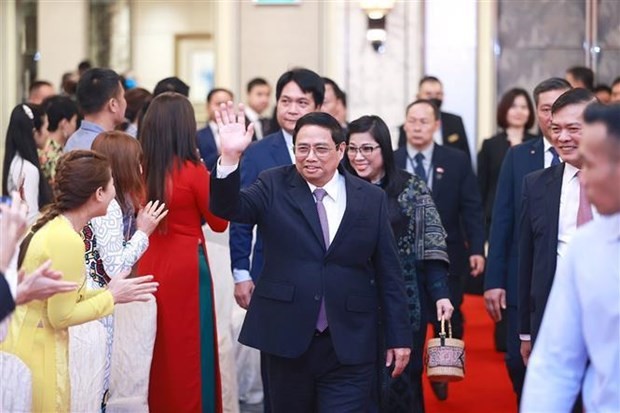 Prime Minister: Vietnamese People in Singapore - Bridge of Friendship between Two Countries