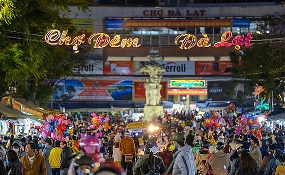 Da Lat night market.