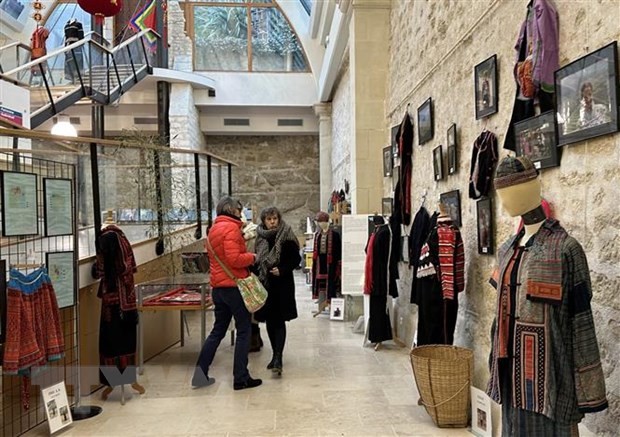 Culture of Vietnamese Ethnic Groups Introduced in the French City of Saintes