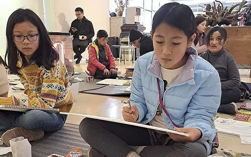 Promoting Asian Games Through Art