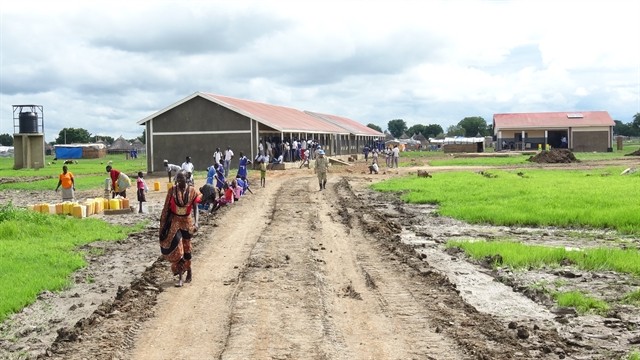 A new road in the African town of Abyei, which was recently reconstructed with the help of the Vietnamese Engineering Unit Rotation 1. — Photo courtesy of the Vietnam Department of Peacekeeping Operations