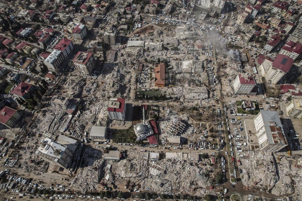 Vietnamese People Stand by Turkey During the Hard Time