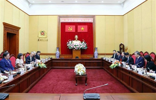 At the meeting. Photo: VNA