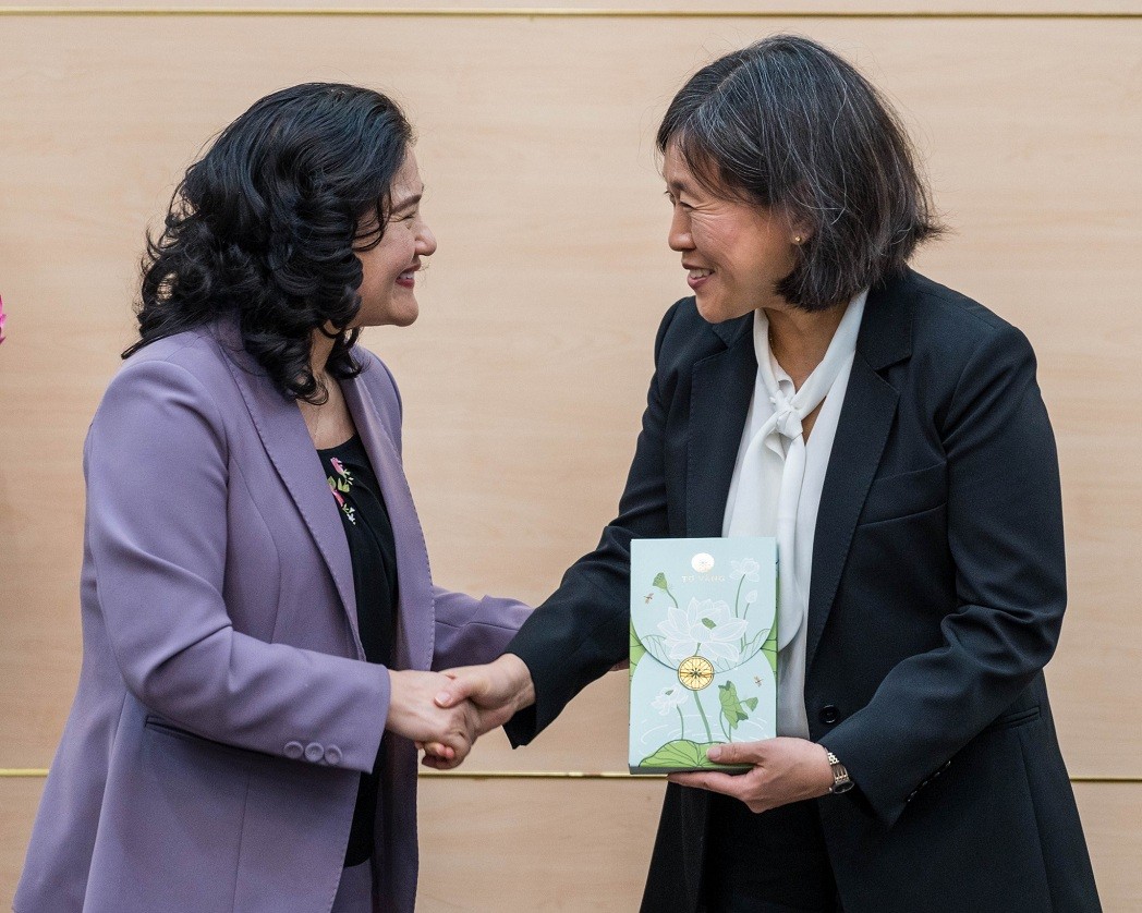 Deputy Minister of Labour, Invalids and Social Affairs Nguyen Thi Ha and US Trade Representative Katherine Tai. Photo: VNA