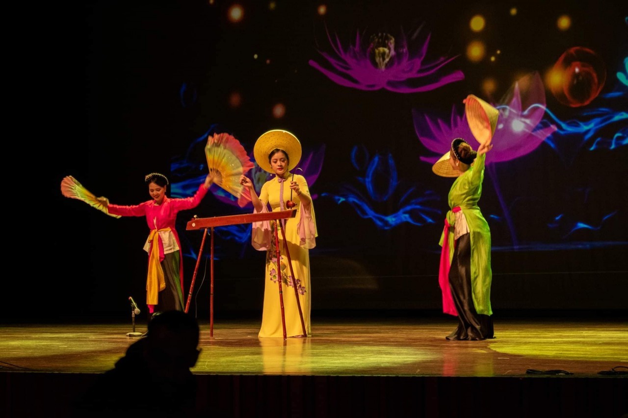 “Melodies of Vietnam” Performed in Morocco