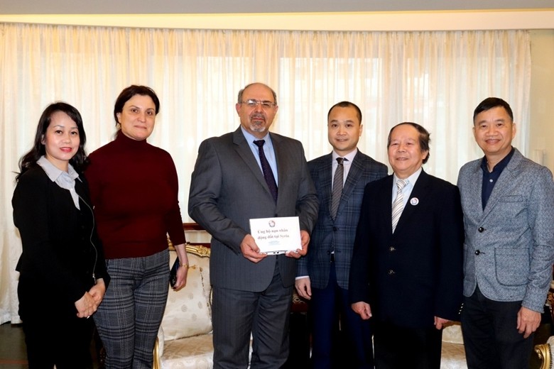 Vietnamese Raises Funds to Support Turkish, Syrian People