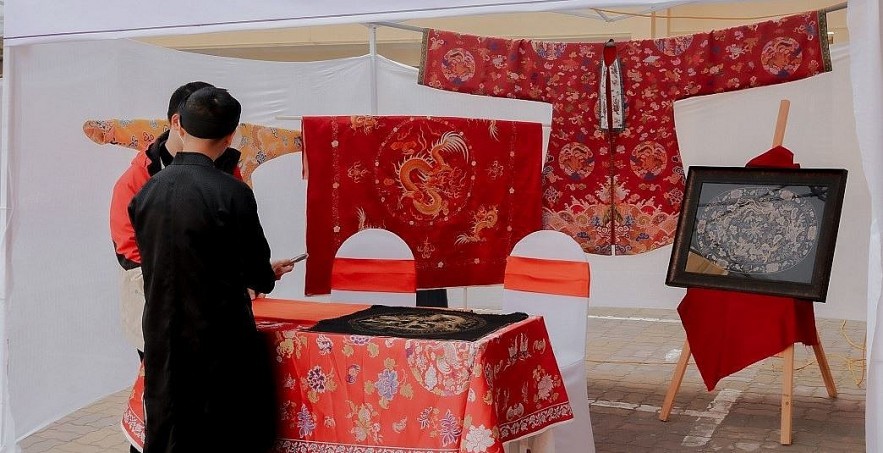 Vietnam's Ancient Costumes Are Back In Style