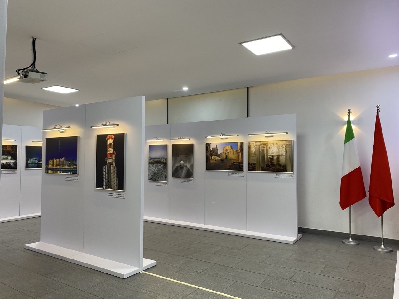 [Photos] Italy Design Day in Hanoi
