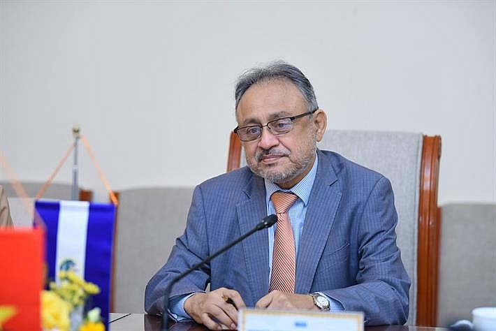 Vietnam, El Salvador Seek Ways to Foster Educational Cooperation
