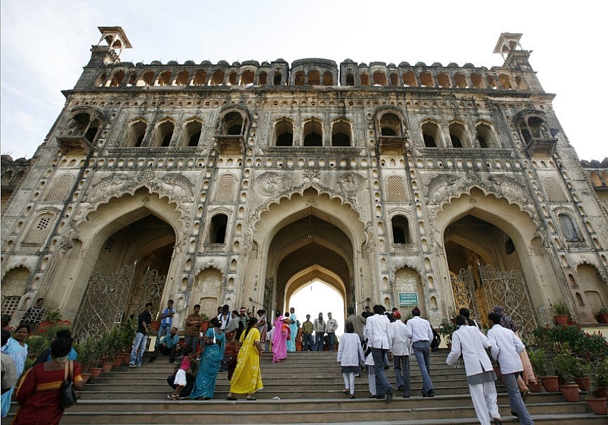 Exquisite Mosque Designs Reflect Syncretic Culture and Traditions of Incredible India