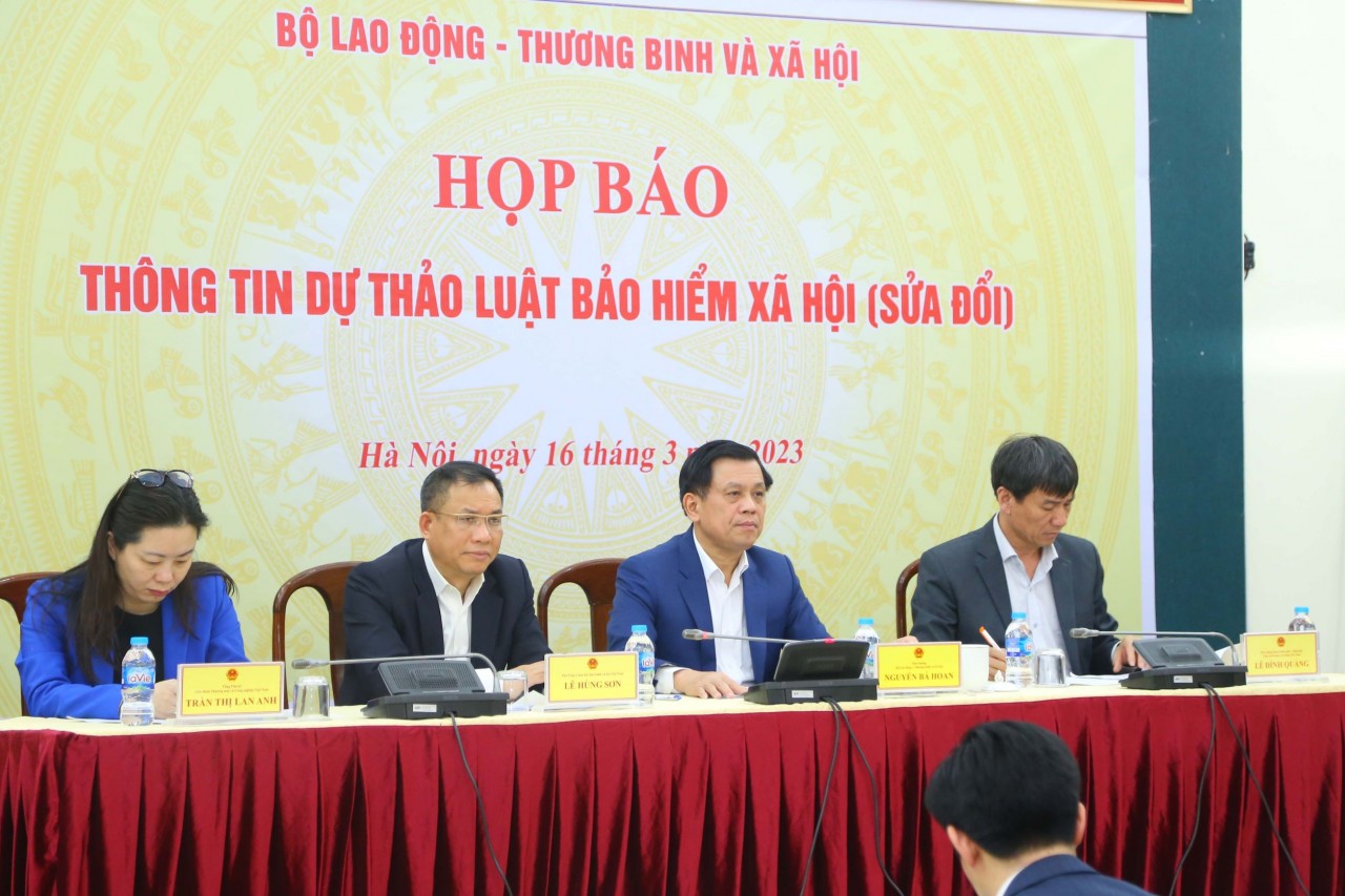 Amendment of the Law on Social Insurance to Increase Rights and Benefits for Employees