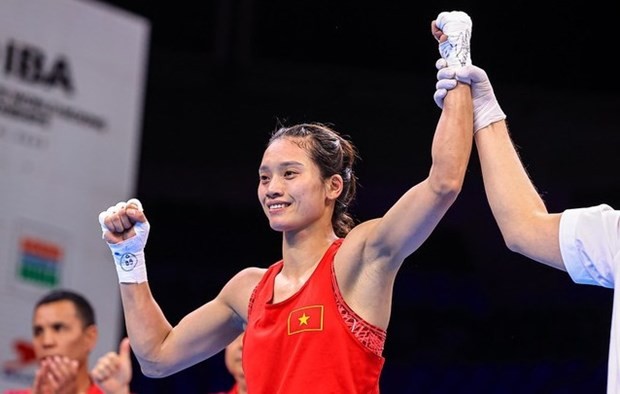 Vietnamese Boxer Make History by Advancing to World Championship Finals