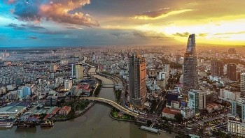 Vietnam News Today (Apr. 5): Prime Minister Leaves Hanoi for Fourth Mekong River Commission Summit