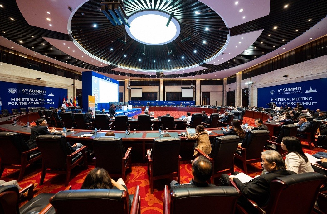 At the ministerial meeting for the 4th MRC Summit (Photo: VNA