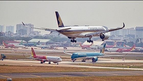 Air tickets are almost sold out, business class seats left for long holiday break.